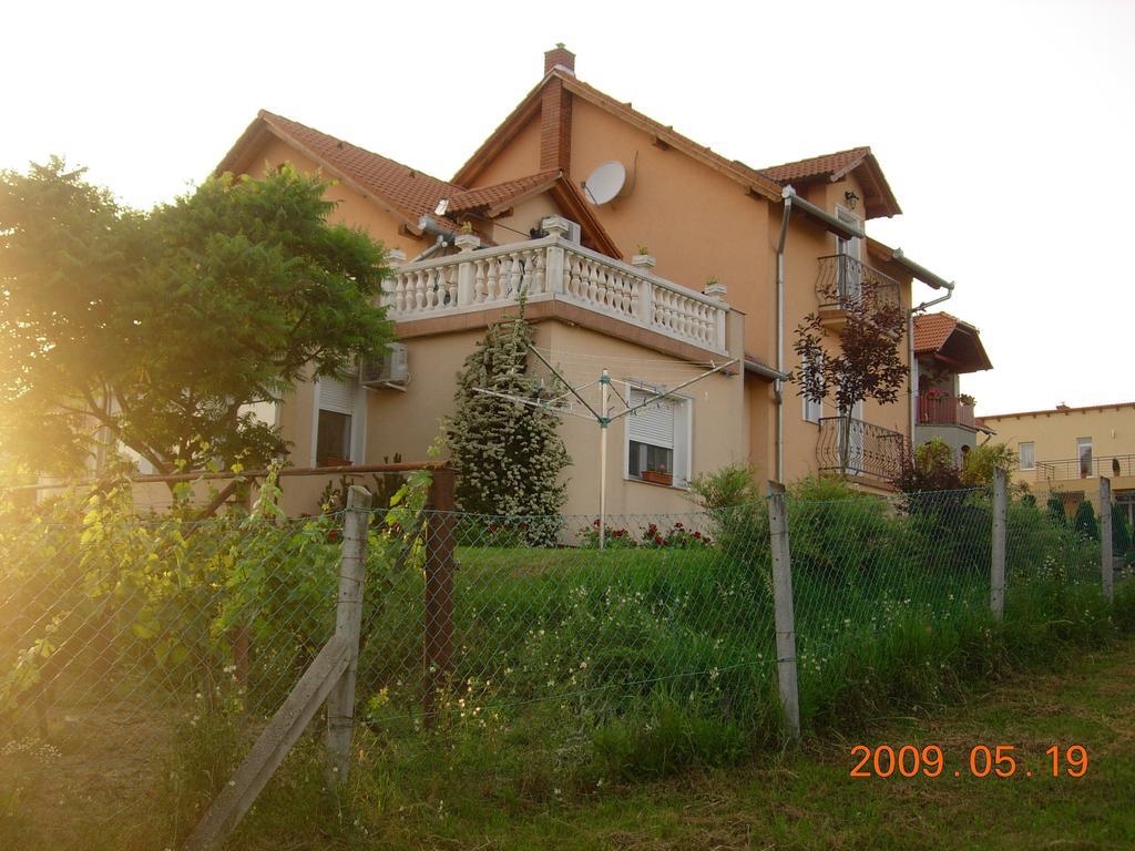 Alsóhegyi Apartmanok Zalakaros Kültér fotó